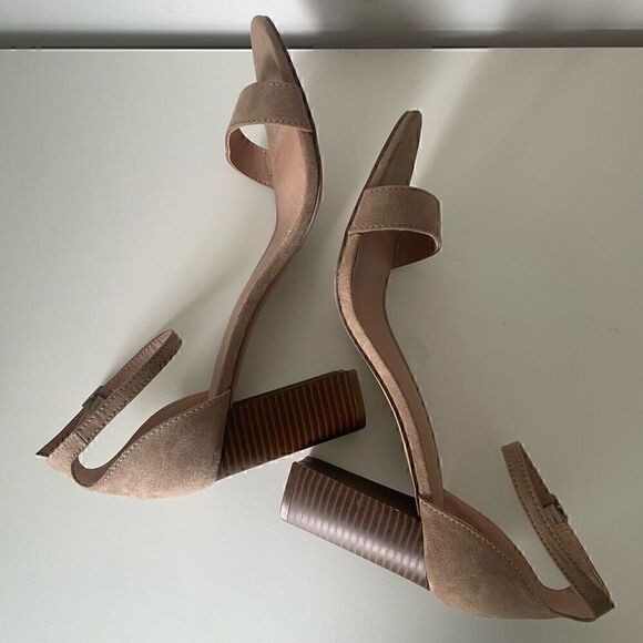 Madden Girl Nude Tan Faux Suede Ankle Strap Block Heels Bellaas Sz 9.5 NEW - Picture 9 of 10